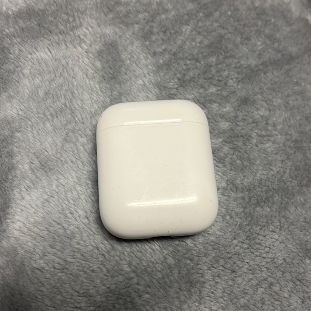 AirPods